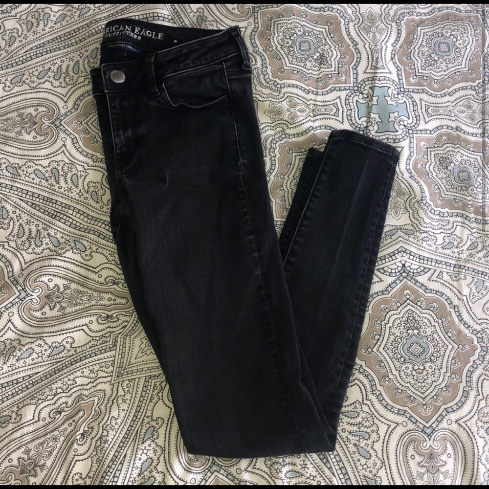 Black skinny jeans